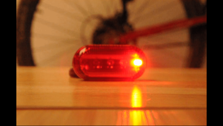 高亮度5灯红蓝彩色led爆闪警示肩灯肩夹式防水环卫巡逻信号闪光器