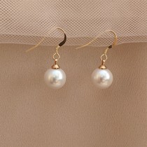 New Baroque pearl earrings 2020 New 925 Silver Hook Temperament Simple Versatile Anti-Allergic Earrings