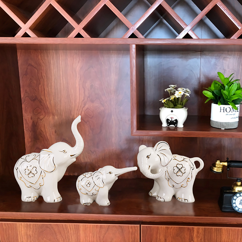 The Wedding gift TV ark, elephant furnishing articles European - style home decoration ceramic, the sitting room porch decoration Wedding gift