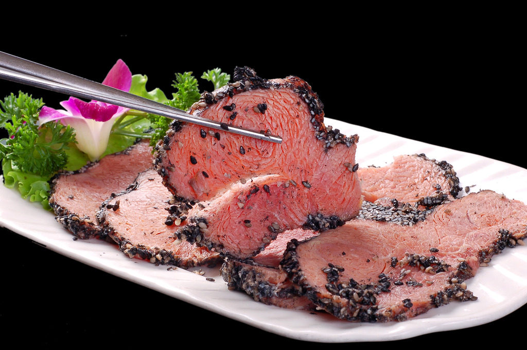 雨润五香牛肉黑胡椒牛肉黑椒沙拉即食牛肉具体称重