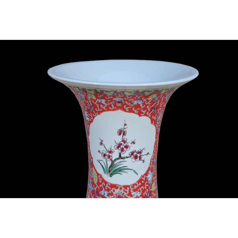 Jingdezhen ceramic vases, antique hand - made famille rose red to open the window charactizing a landing of large vase