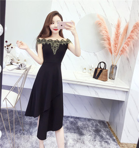 New Summer Exquisite Embroidered Shoulder Dress High-waist Dress 