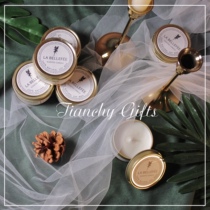 Ins Scented Candle English Pear and Freesia Aromatic Scent Bridesmaid Gift Soy Wax Blue Wind Chimes