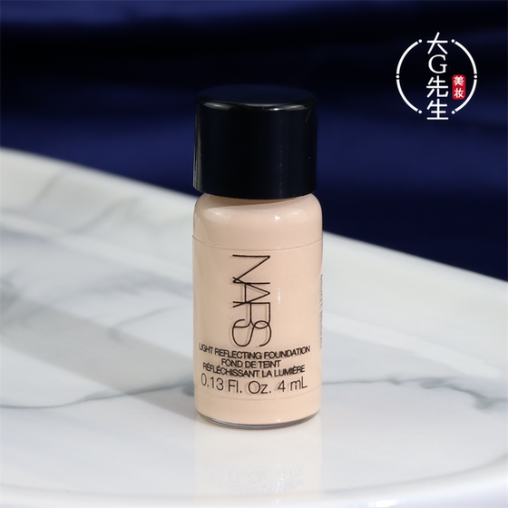 NARS/NAS 슈퍼 스퀘어 병 스트리밍 스킨 파운데이션 샘플 4ML 오래 지속되는 보습을위한 안티 파종 및 영양 피부 NARS/NAS 슈퍼 스퀘어 병 스트리밍 스킨 파운데이션 샘플 4ML 오래 지속되는 보습을위한 안티 파종 및 영양 피부