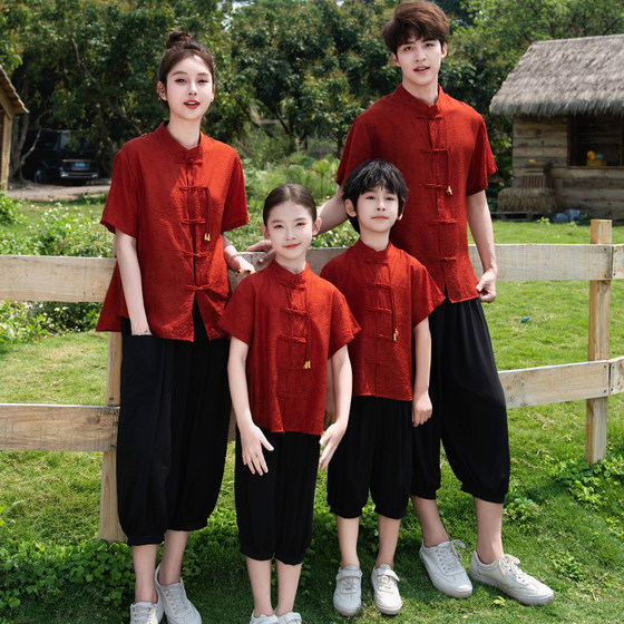 High-end Chinese style parent-child outfit summer family portrait Hanfu T-shirt trend family suits family suits for family three and four summer suits
High-end Chinese style parent-child outfit summer family portrait Hanfu T-shirt trend family suits family suits for family three and four summer suits