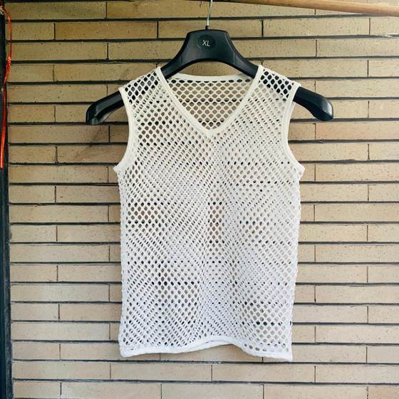 Net Eye Vests Men and Women's Clothing Summer Blind Bottom Breath Movement Passing V -neck Crystal Pieceless T -Shuts Crystal Hollow
Net Eye Vests Men and Women's Clothing Summer Blind Bottom Breath Movement Passing V -neck Crystal Pieceless T -Shuts Crystal Hollow