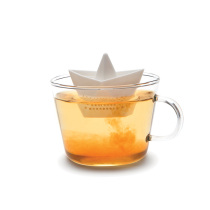 Israel Oto Design Paper Boat tea filter Paper Boat floating tea maker creative tea filter