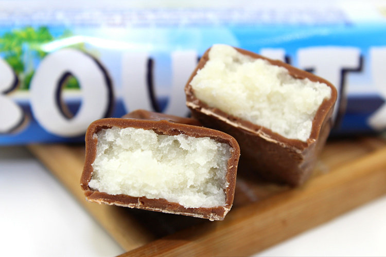 俄罗斯进口巧克力零食椰蓉巧克力棒bounty朱古力椰子肉55g满包邮