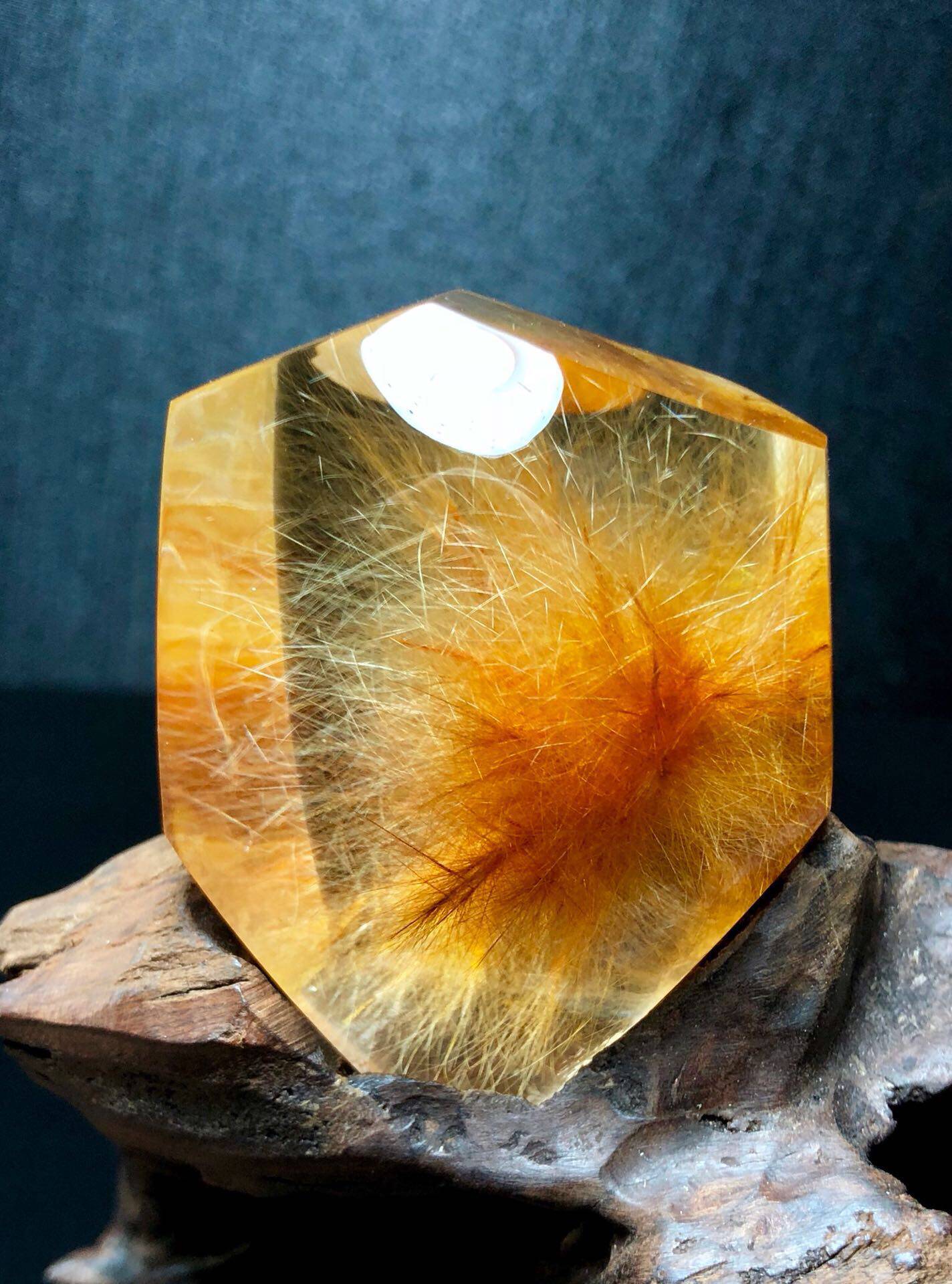 鸿硕精品天然形状发发晶花原石摆件 全包发晶花原石摆件 花开