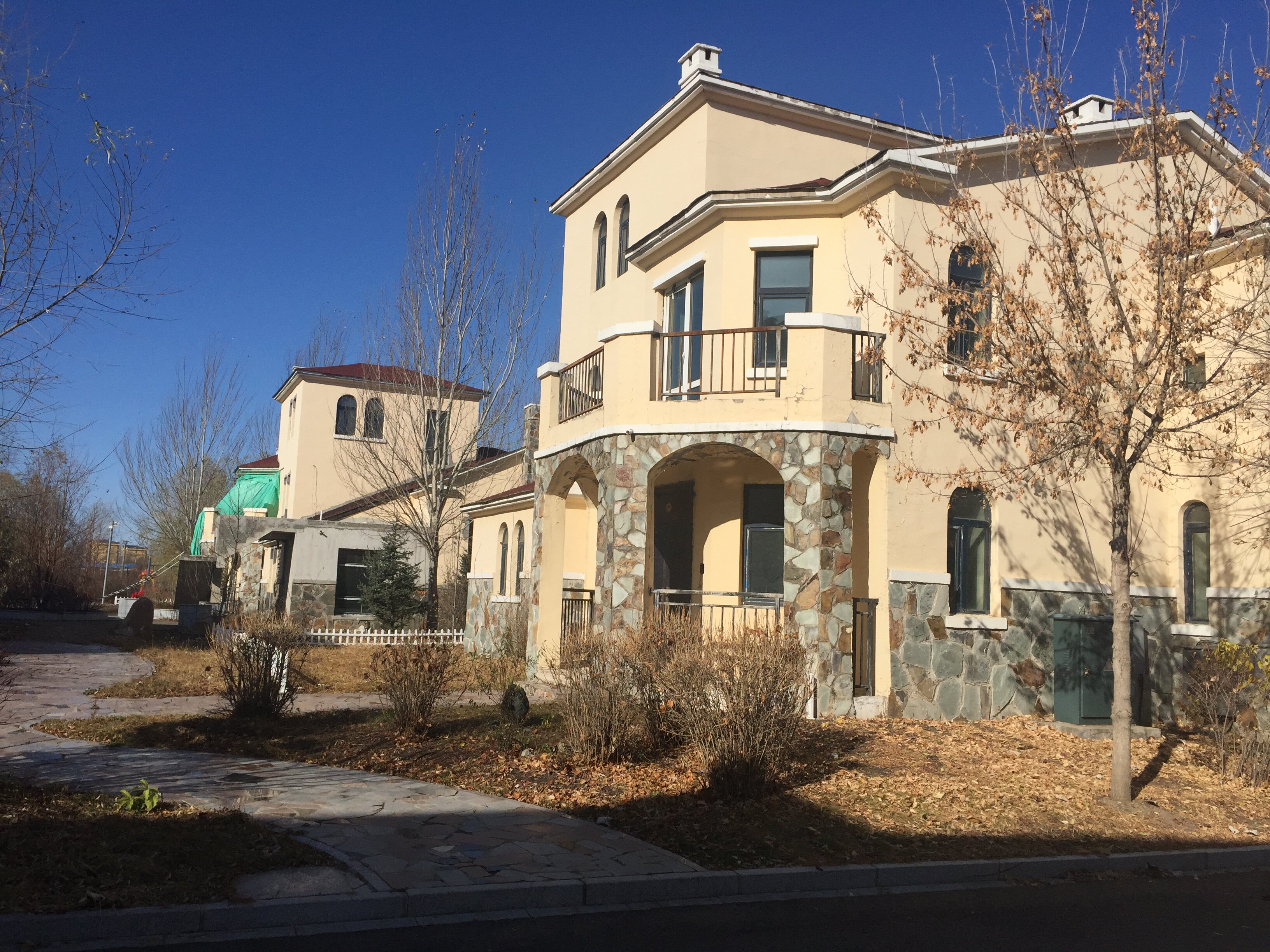 黑龙江省黑河市水岸阳光别墅