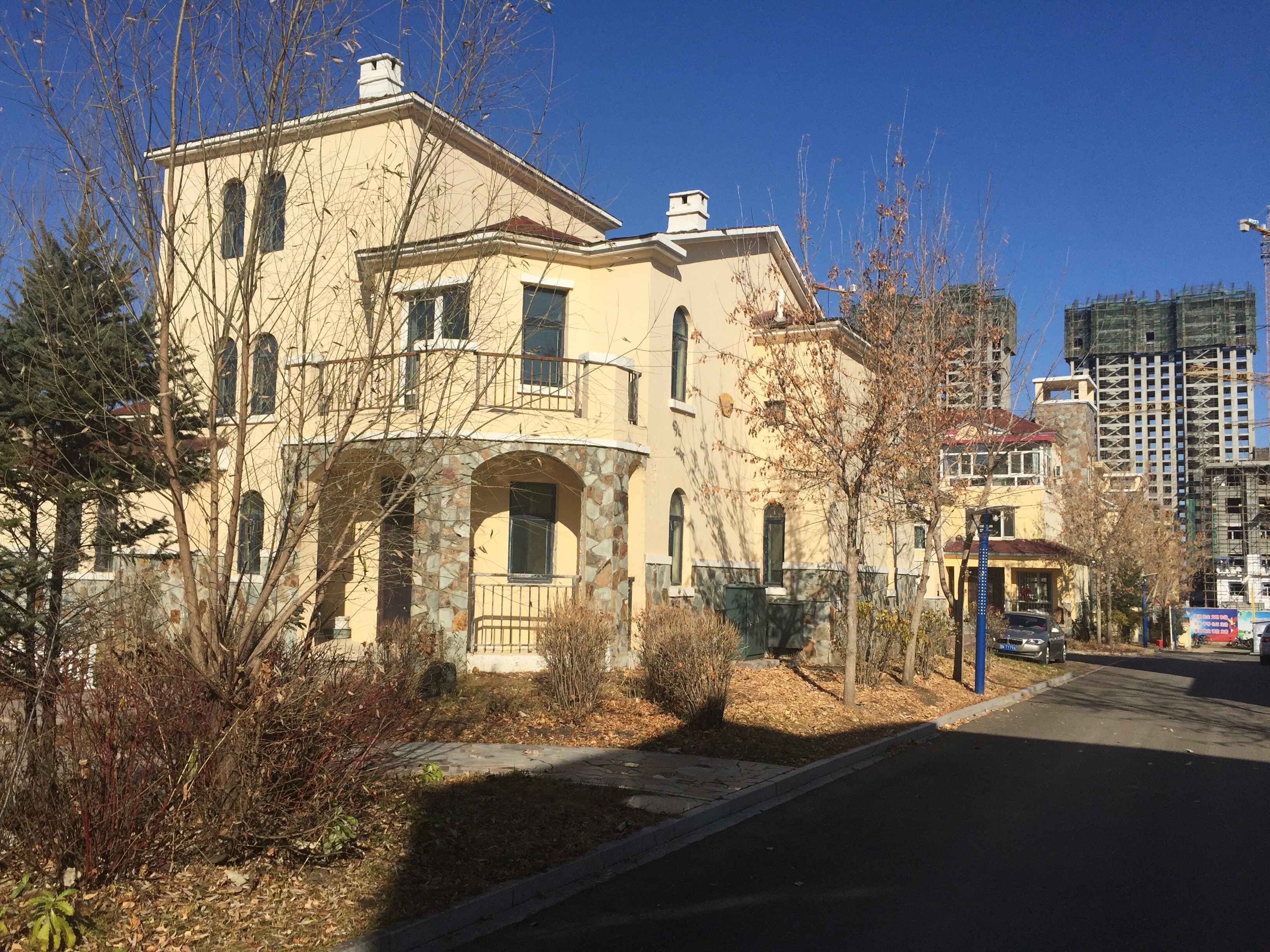 黑龙江省黑河市水岸阳光别墅