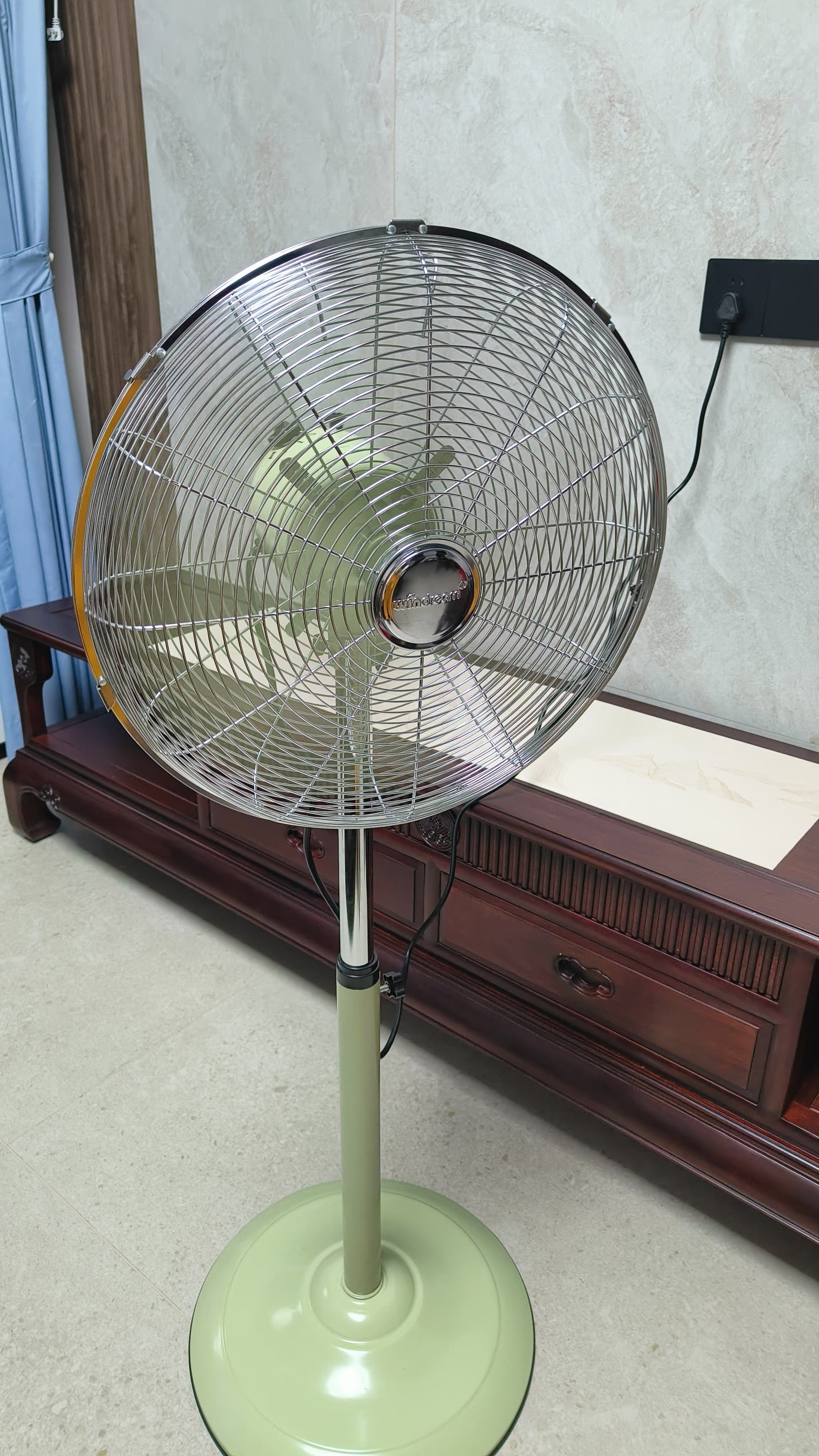 文艺老式落地扇家用宿舍立式金属复古电风扇舒适怀旧小型台扇摇头