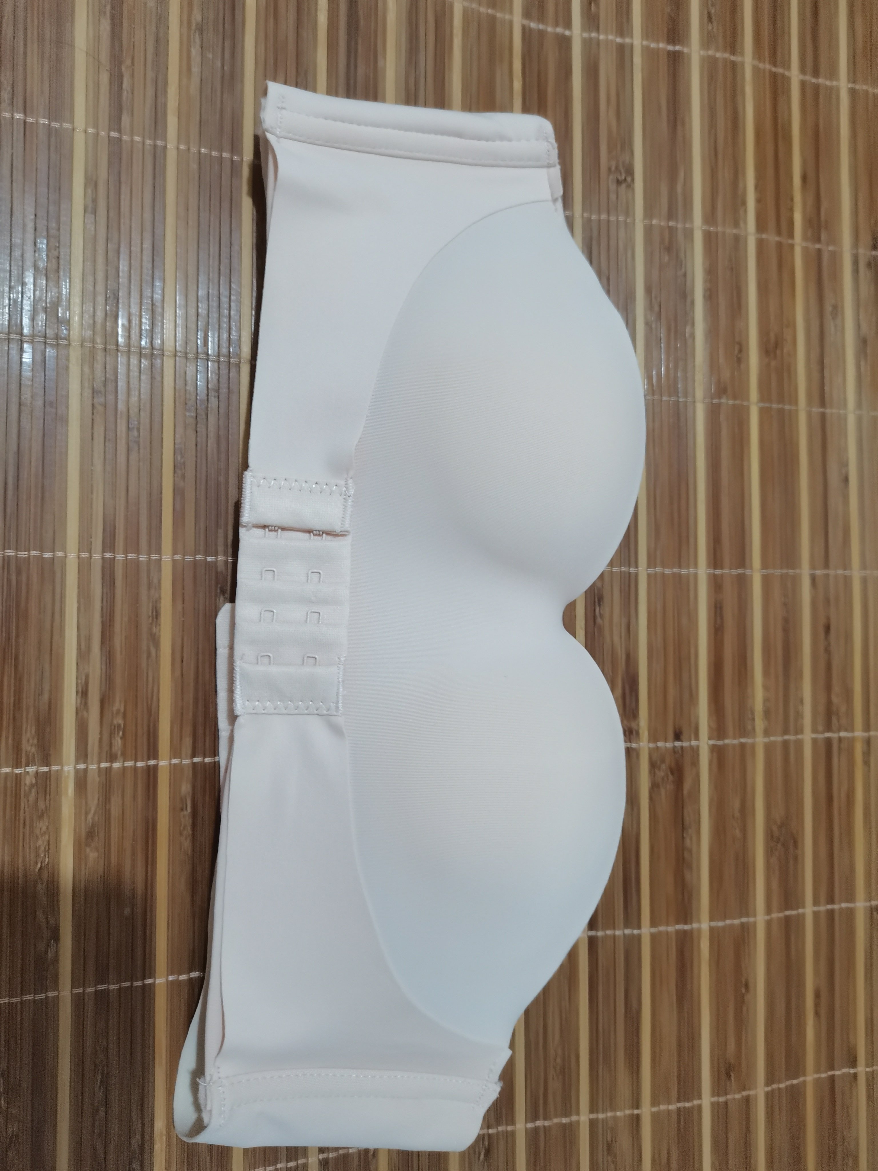 无肩带内衣女聚拢防滑小胸显大裹抹胸吊带隐形无痕美