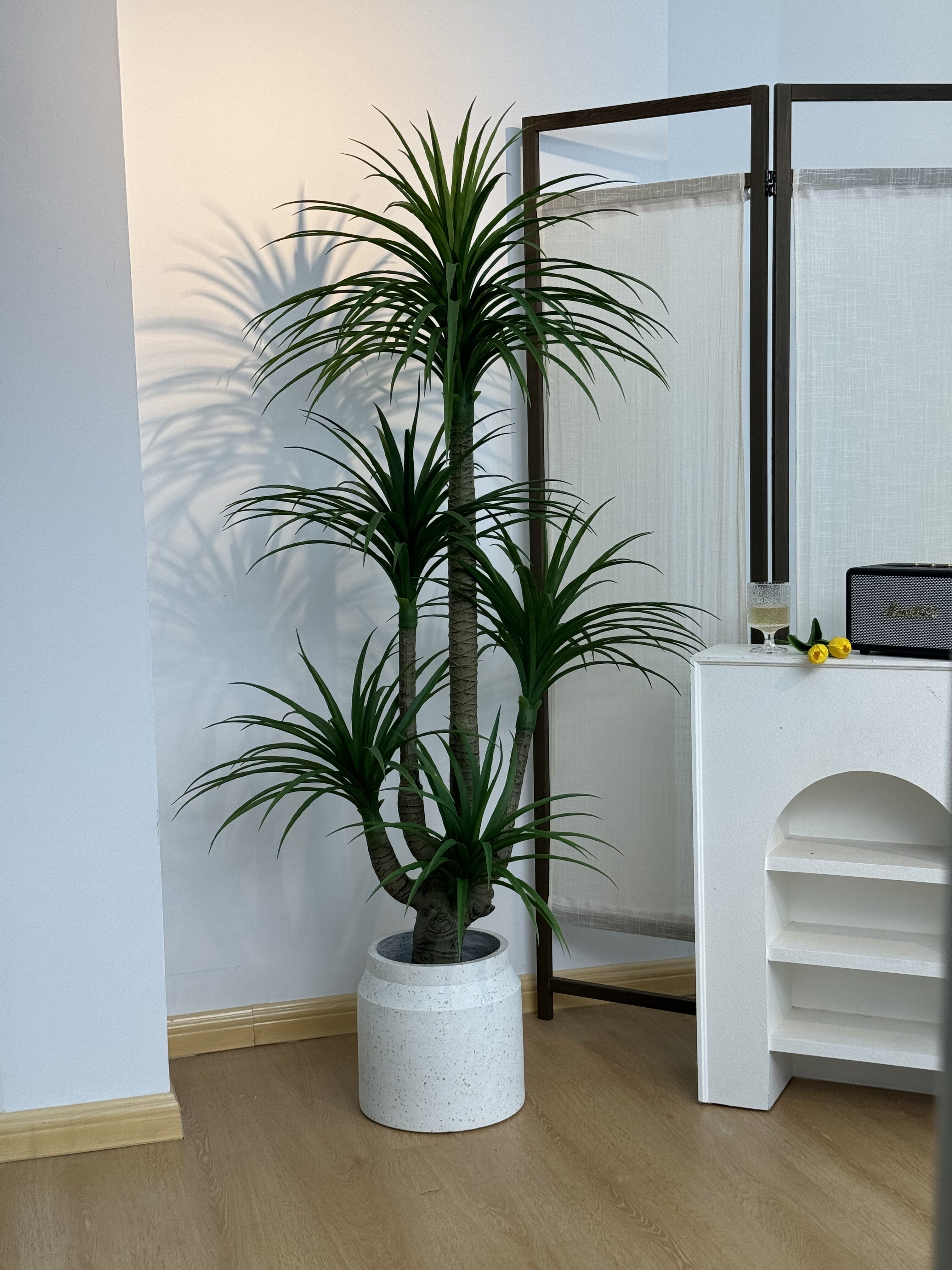 龙血树仿真绿植高端轻奢客厅沙发电视柜落地摆件大型盆栽假树植物