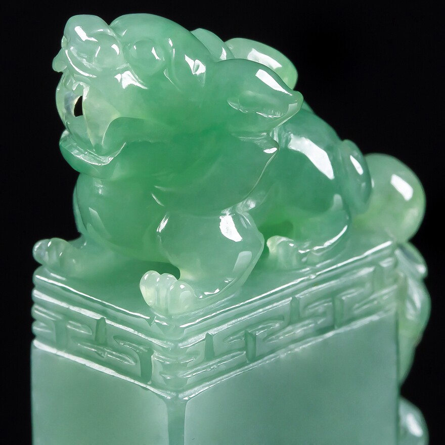 瑞兽招财天然缅甸a货翡翠冰糯种浅绿貔貅印章手把件带证书25.36
