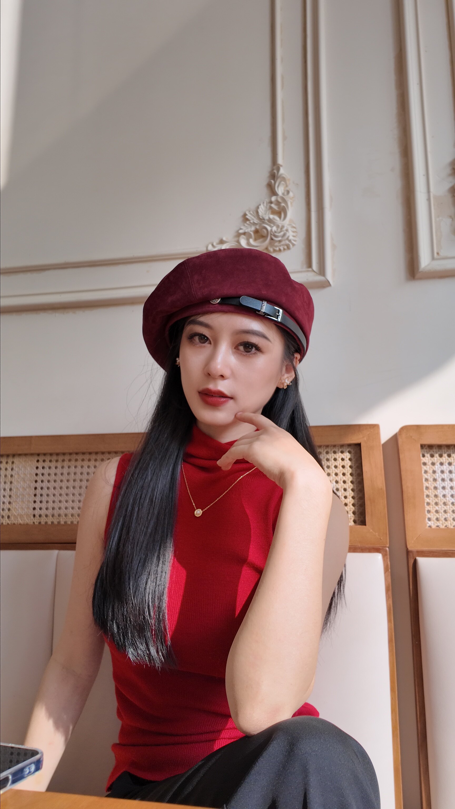 安克拉红色贝雷帽子女秋冬英伦复古麂皮绒画家帽韩版显脸小蓓蕾帽