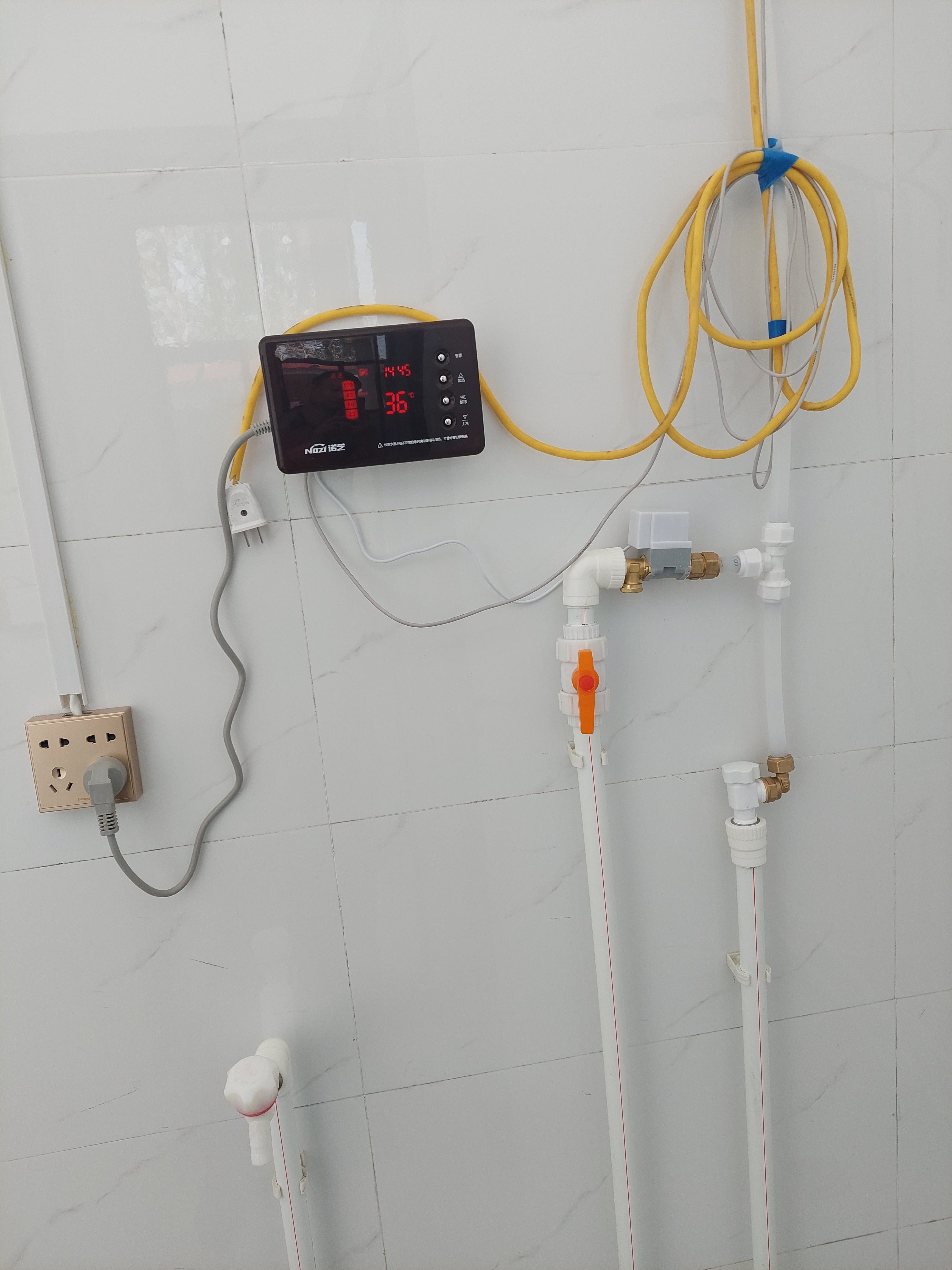 诺芝太阳能热水器紫金管家用不锈钢内胆太空能一体式全自动新型