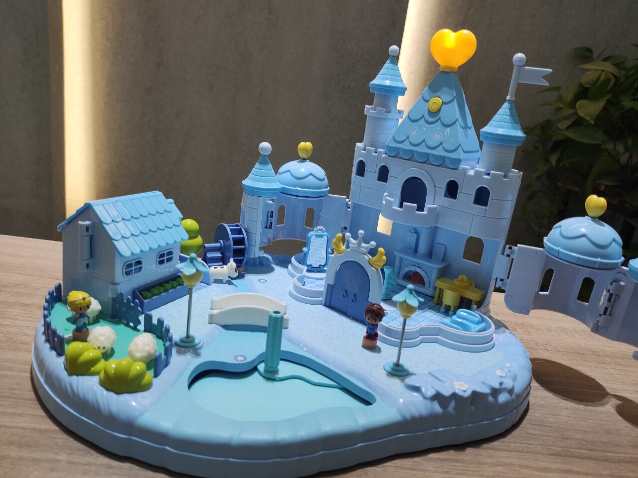 迷你仿真公主城堡微缩娃娃屋小物品儿童磁力过家家玩具女孩模型