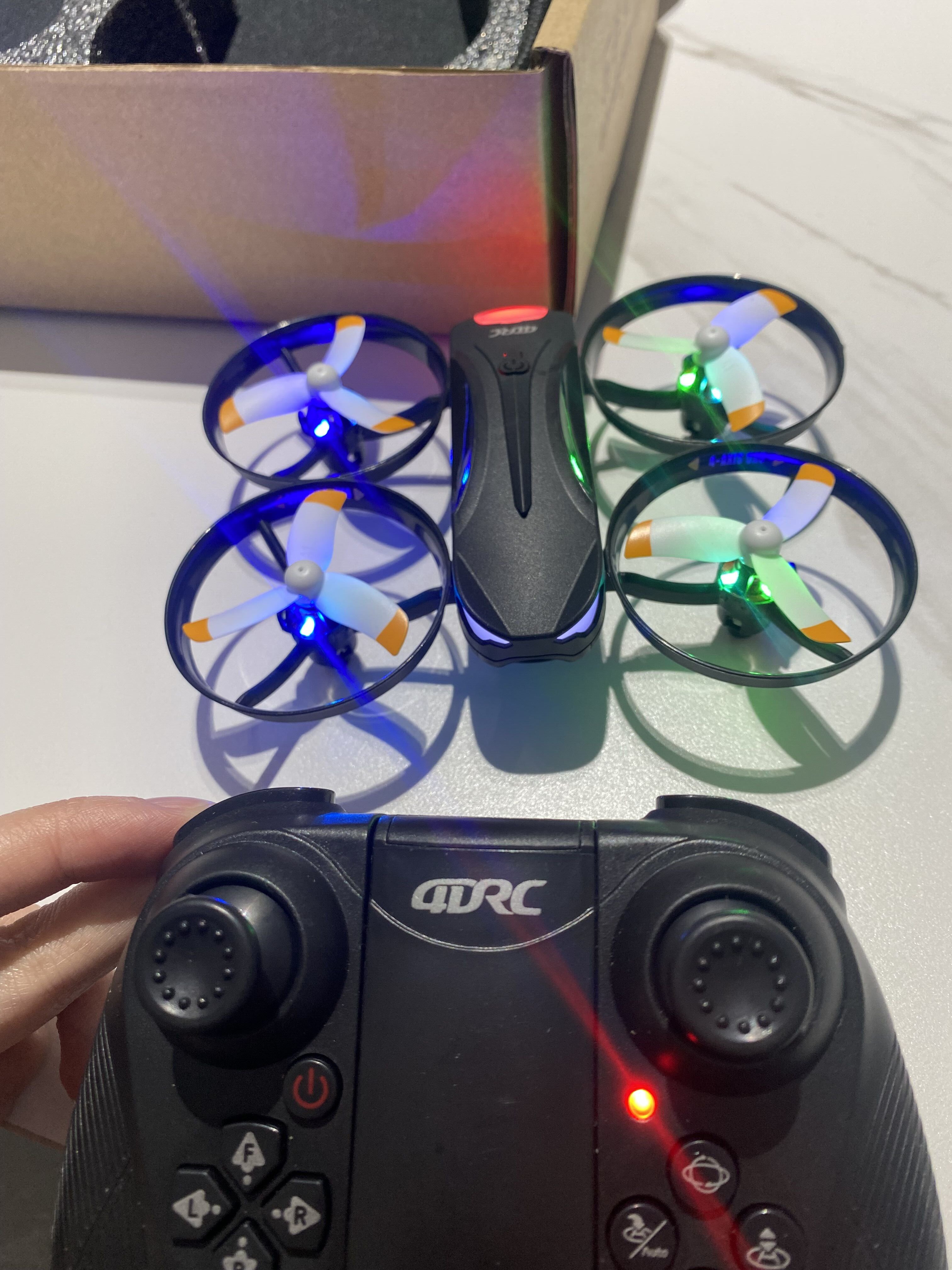 过新年网红爆款儿童遥控飞机益智5