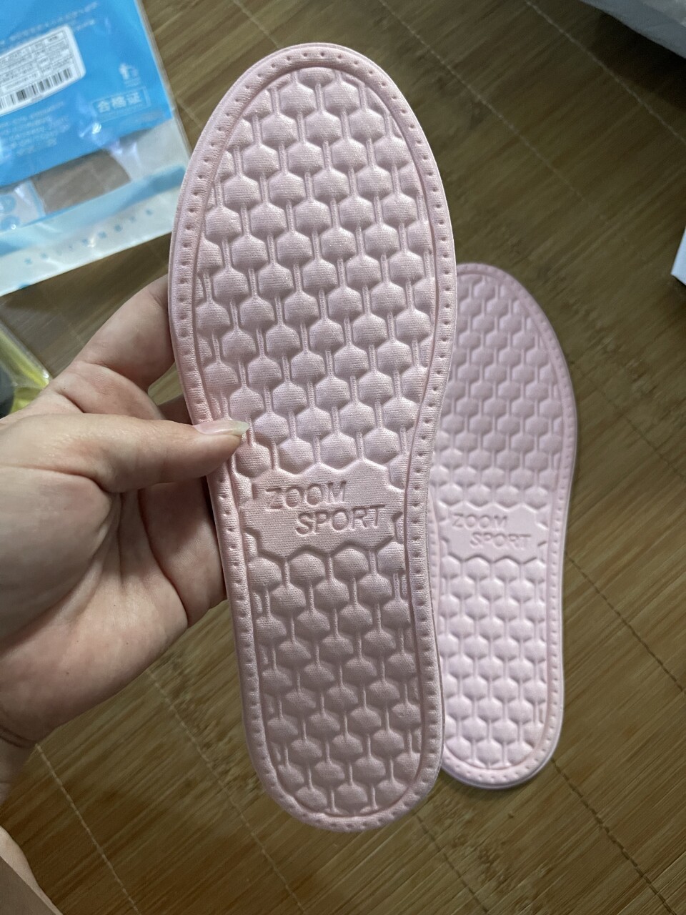 女士专用乳胶鞋垫女款踩屎感软底舒适久站不累吸汗防臭透气可裁剪