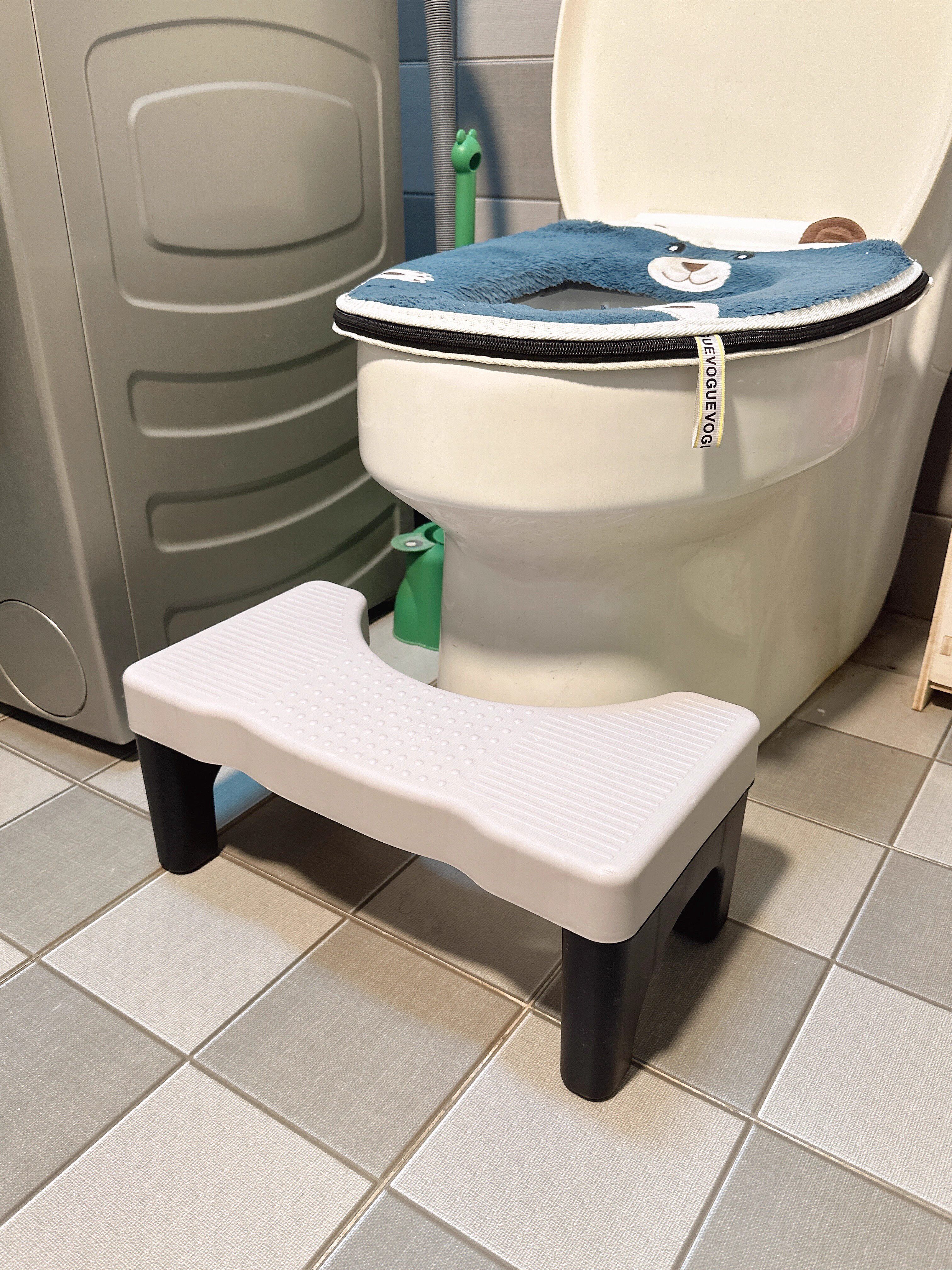 脚踩凳挺实用的呢!