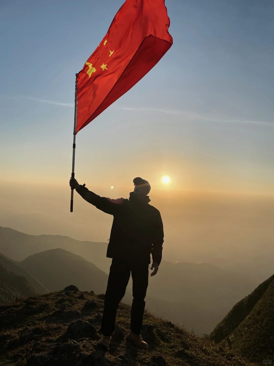 红旗武功山红旗定制拍照打卡手持大红色旗子国旗伸缩杆旗帜定制定做