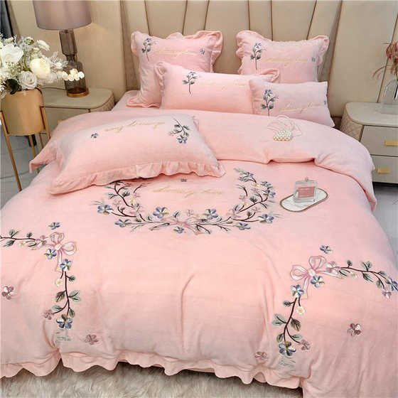 European-style thickened milk velvet four-piece set winter coral velvet double-sided flannel plus velvet bedding high-end luxury
European-style thickened milk velvet four-piece set winter coral velvet double-sided flannel plus velvet bedding high-end luxury