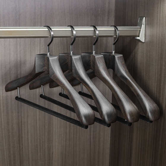 Solid wood clothes hanger high-end suit coat special markless clothes support clothing store wardrobe flocking rod protective clothing wooden clothes hanging
Solid wood clothes hanger high-end suit coat special markless clothes support clothing store wardrobe flocking rod protective clothing wooden clothes hanging