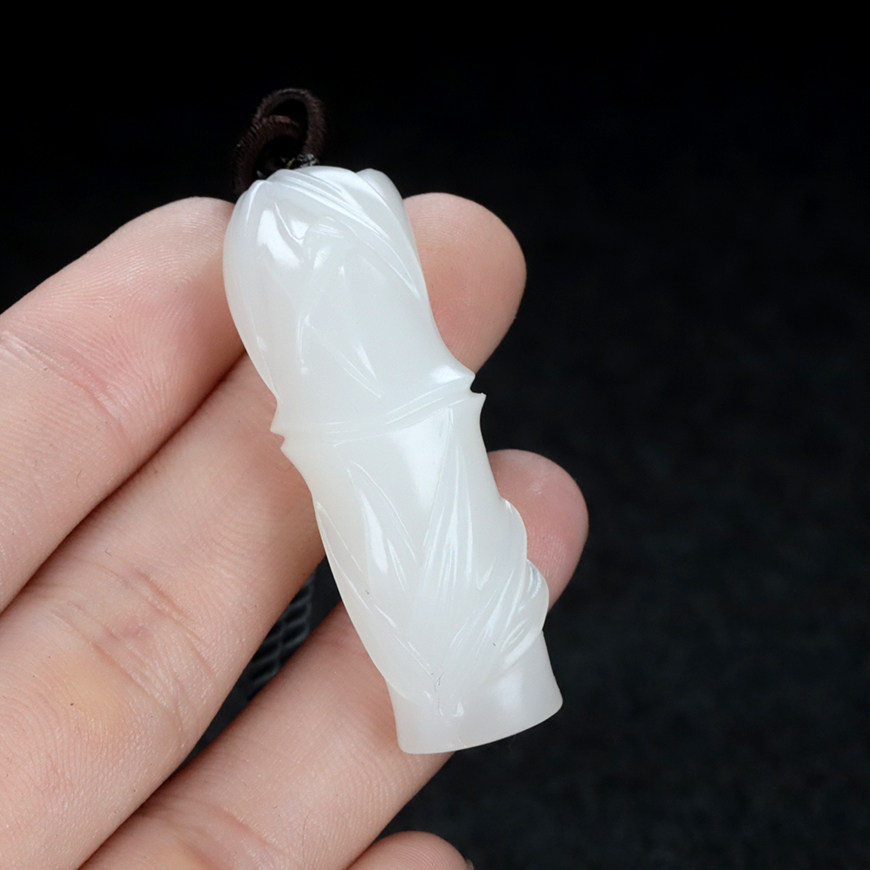 省级玉雕大师丁伟作品新疆和田玉节节高升挂件14克白玉竹子吊坠女
