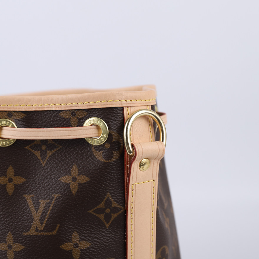 [已鉴定][9.9新]路易威登lv女士noebb单肩水桶包az031参考价10200