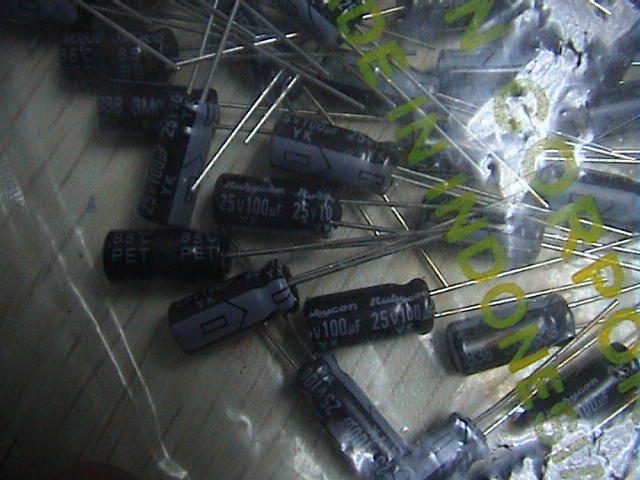 Electrolytic capacitor 25v100uf Ruby imported from Japan