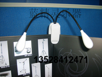 Music score light Double-head clip-on LED score light (1st generation) comes with one USB cable and three batteries