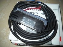 Brand new original installed KEYENCE Kienez fiber amplifier FS-V21R