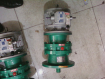 Reducer {can be equipped with motor} reducer deceleration transmission