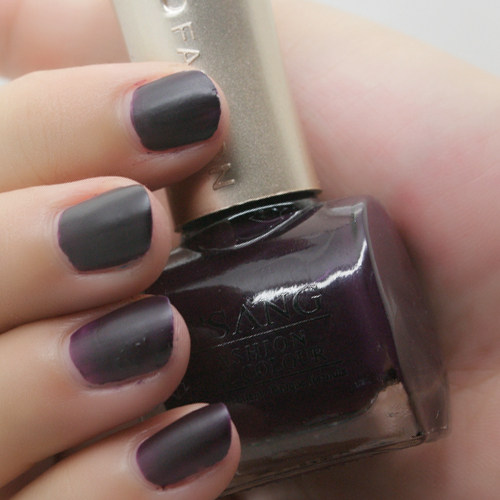 吉尚正品指甲油 新款磨砂 哑光系列e01 紫黑色 12ml 特价满额包邮