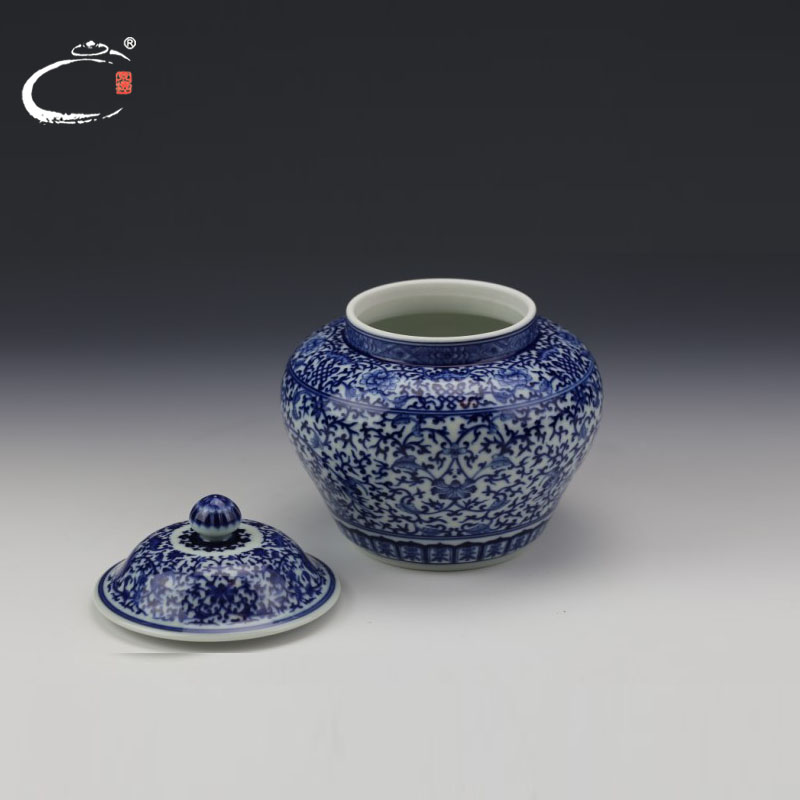 Jingdezhen and auspicious up ceramic tea caddy fixings large seal tank storage POTS pu - erh tea cake wake packing gift box