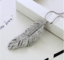 New Long Necklace Korean Sweater Chain Hollow Diamond Tree Leaf Hanging Accessories Decoration Womens Jewelry