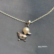 Mrs. t Shen S925 sterling silver pendant Japan and South Korea cute sweet youth walking ducklings fashion pendant
