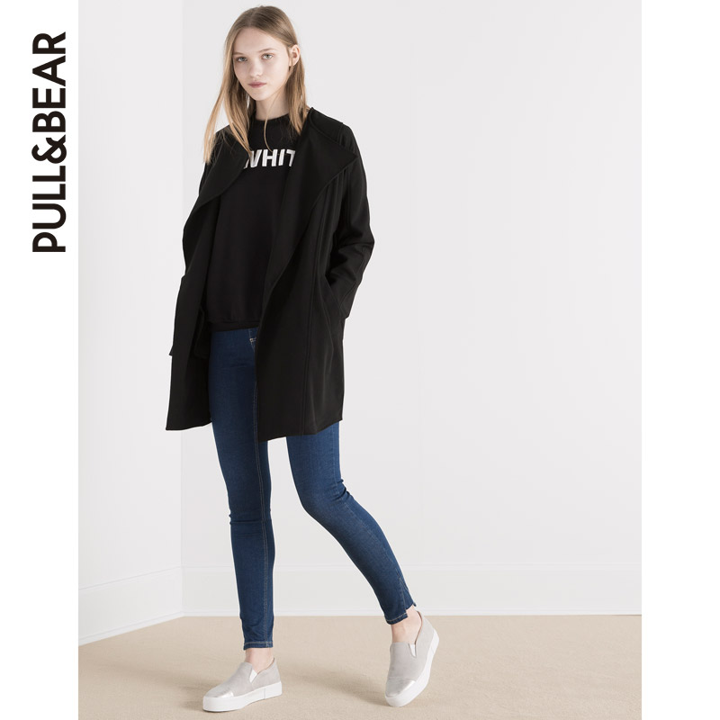 Pull and bear пальто