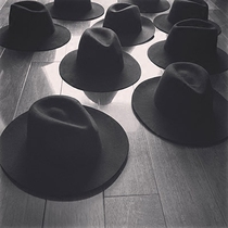 Spot niche designer independent brand handmade wide brim hat wool felt dark black mens and womens models