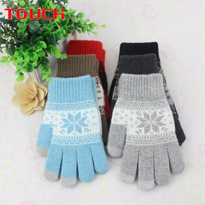 TOUCH触屏手套 男女冬季羊毛提花雪花毛线触控手套 tm122