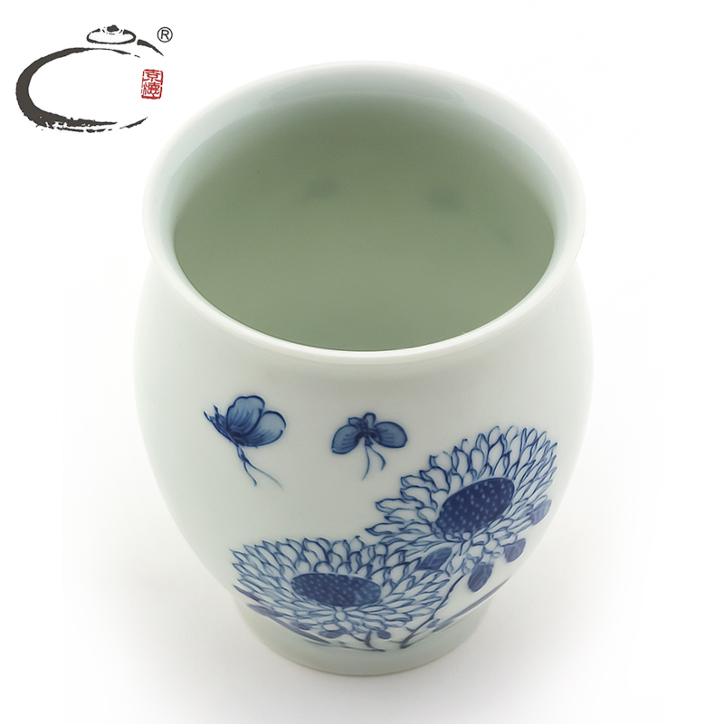 Jingdezhen blue and white flower butterfly cup and auspicious kung fu hand - made the master sample tea cup single cup gift cup sample tea cup individuality