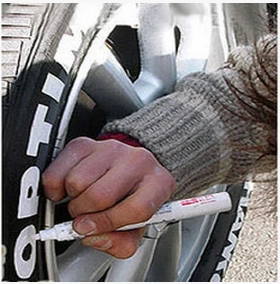Car and motorcycle modification accessories pen up painting graffiti pen trace tire up painting car paint pen tire pen Car and motorcycle modification accessories pen up painting graffiti pen trace tire up painting car paint pen tire pen