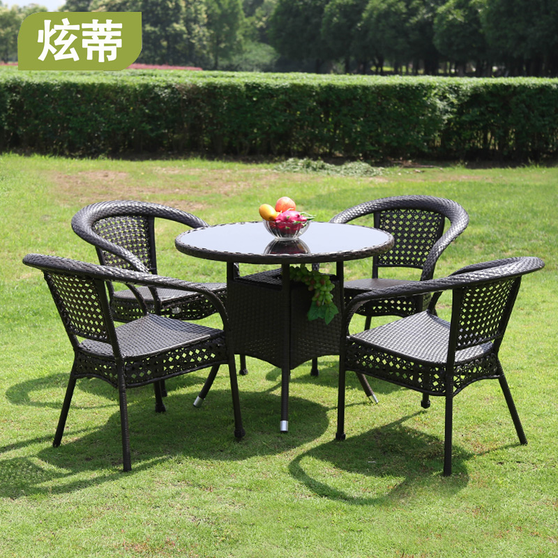 Outdoor tables and chairs wicker chair three-piece furniture.