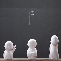 Ceramic small monk Zen ornaments Simple creative office desktop Tea room Study Bogu rack Decorative crafts