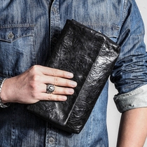Mens bag handbag leather cowhide hand-held mens clamshell envelope bag with wristband Retro wrinkled small hand grab bag mens trend