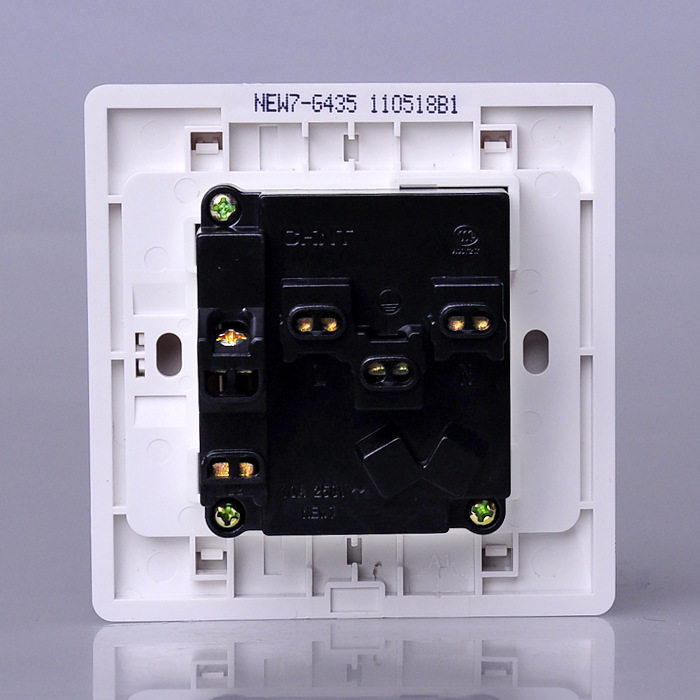 正泰 带开关插座面板 一开单控五孔 new7g系列 86型 7g-435