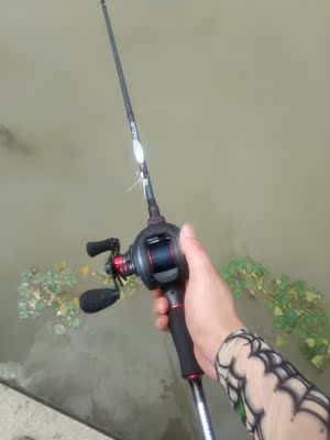 分析武汉天元浪尖2S鱼竿怎么样呢，好不好用？真的质量差吗？