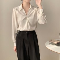 White shirt women design niche tops 2023 new snow - textile interview dress with black trousers