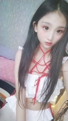 对撩汉家比心心♡